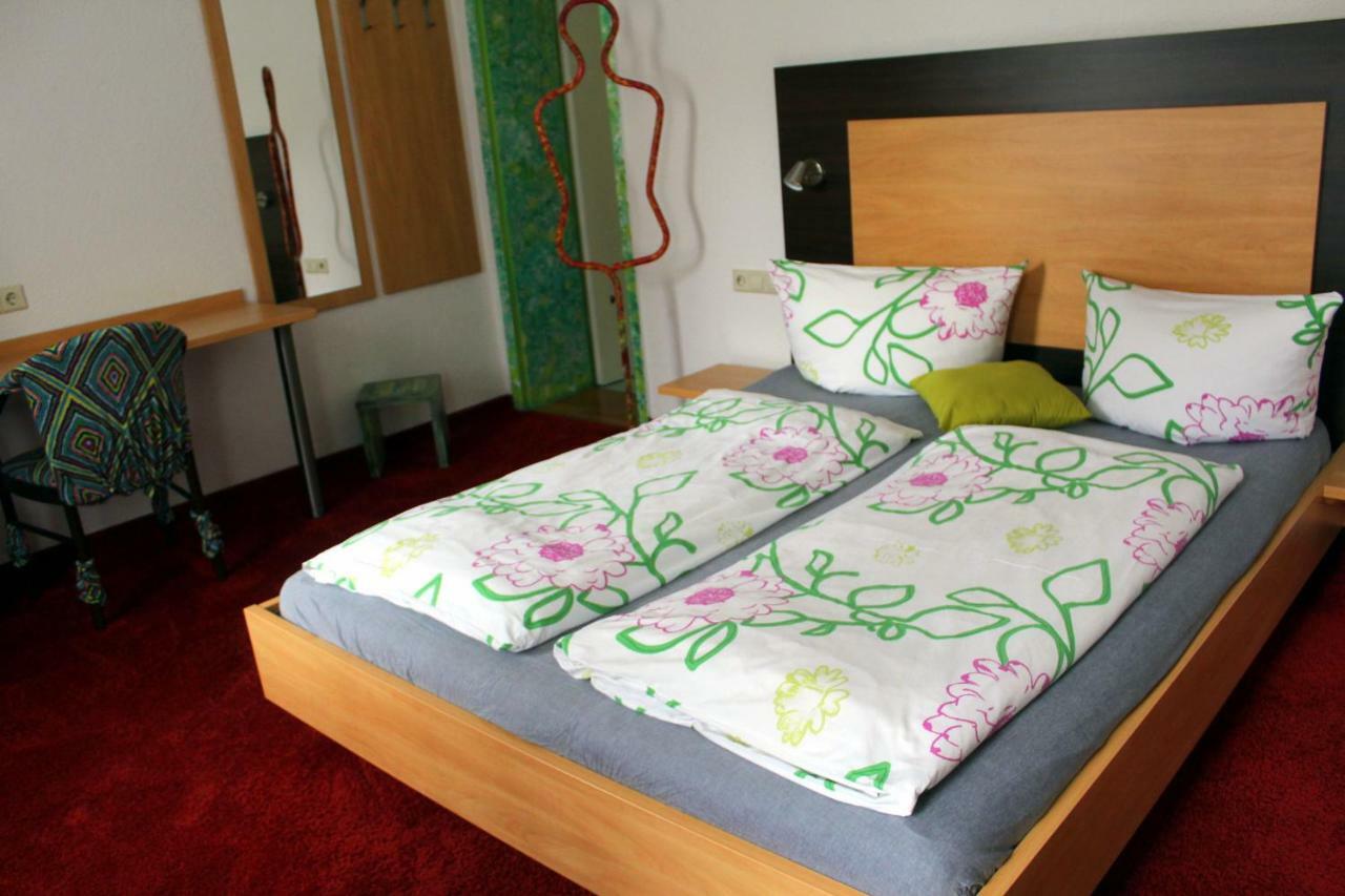 Donau Pension Tuttlingen Esterno foto